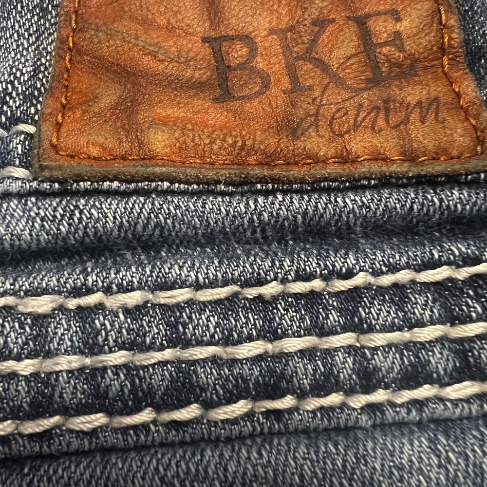 BKE Sabrina Y2K Distressed Denim Shorts Size 28 | Thick Stitch | Low Rise - Picture 5 of 5